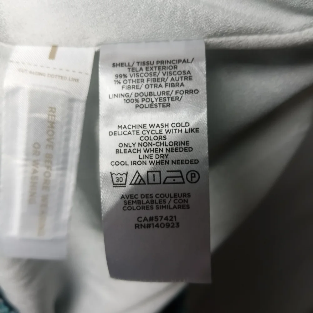 Loft Micro Floral Pull on Skirt - Picture 5 of 6